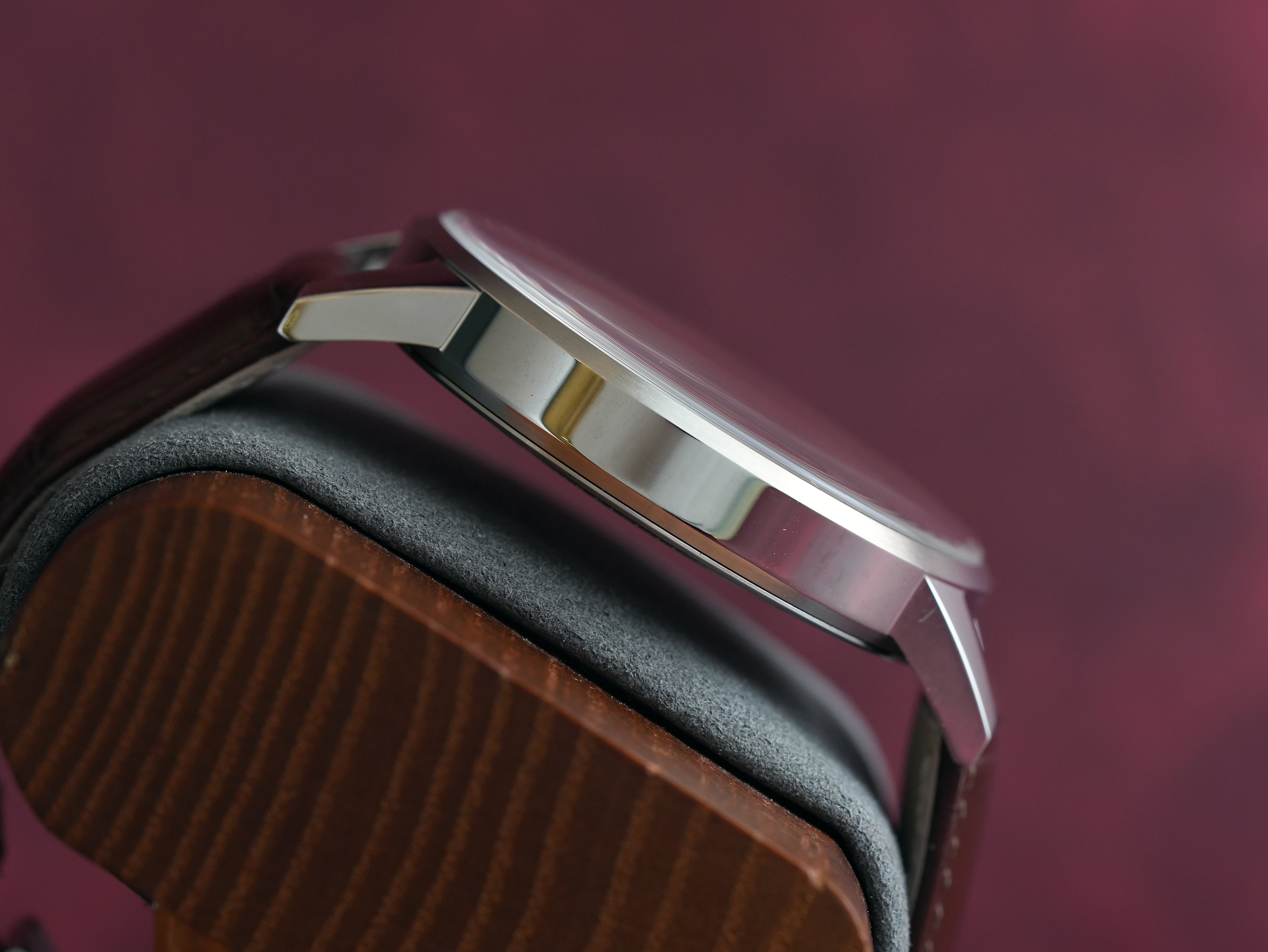 Corum Heritage La Grande Vie Red Dial 42mm Men Watch — clasp detail